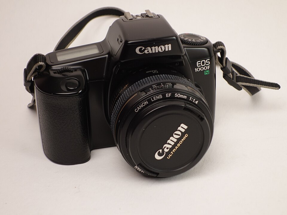 Canon EOS 1000F, representative image