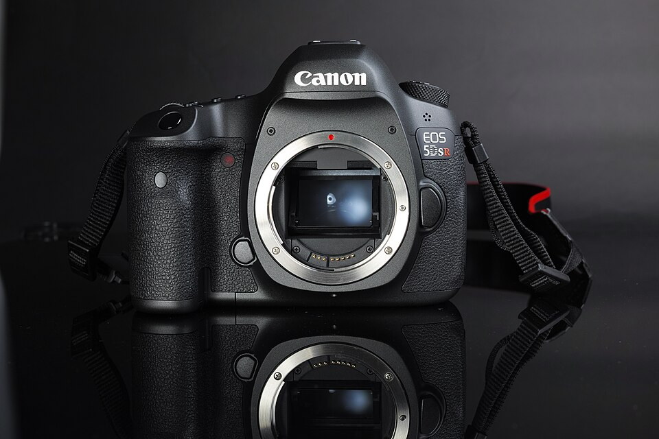 Canon EOS 5DS R, representative image