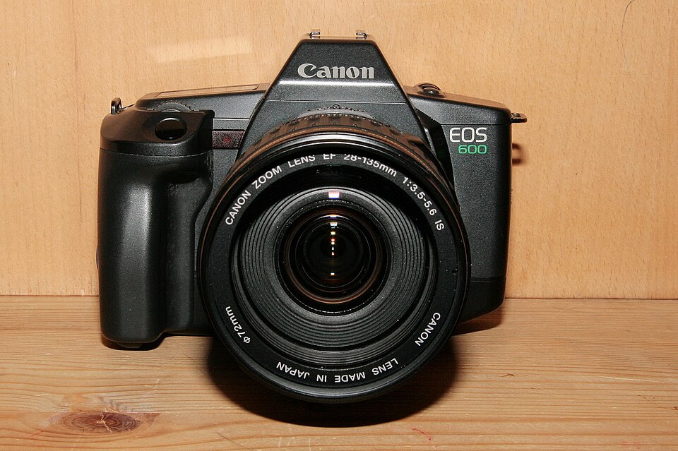 Canon EOS 600, representative image