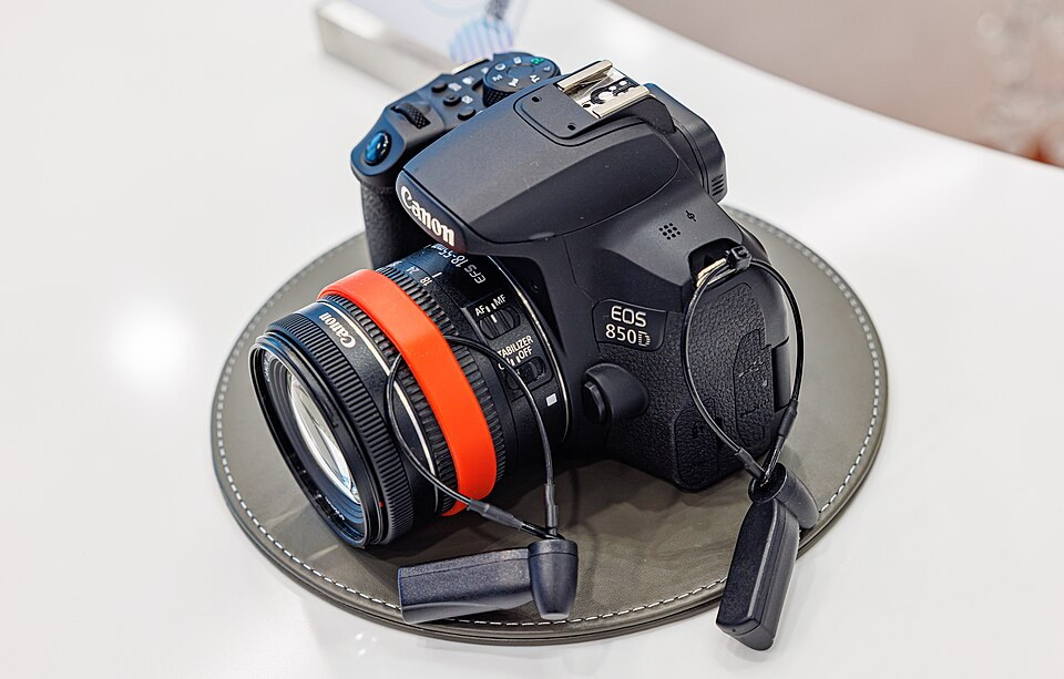 Canon EOS 850D, representative image