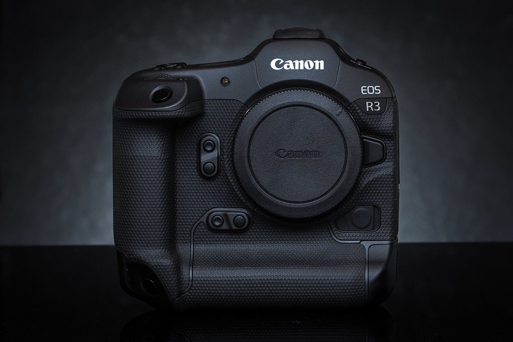 Canon EOS R3, representative image
