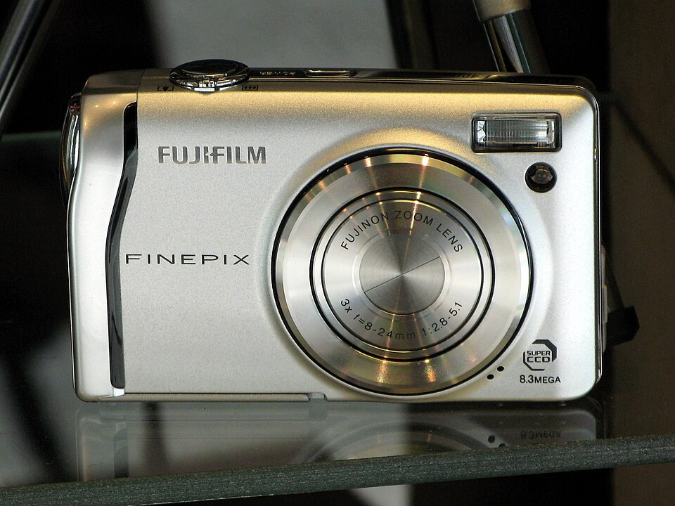 Fujifilm FinePix F40fd, representative image