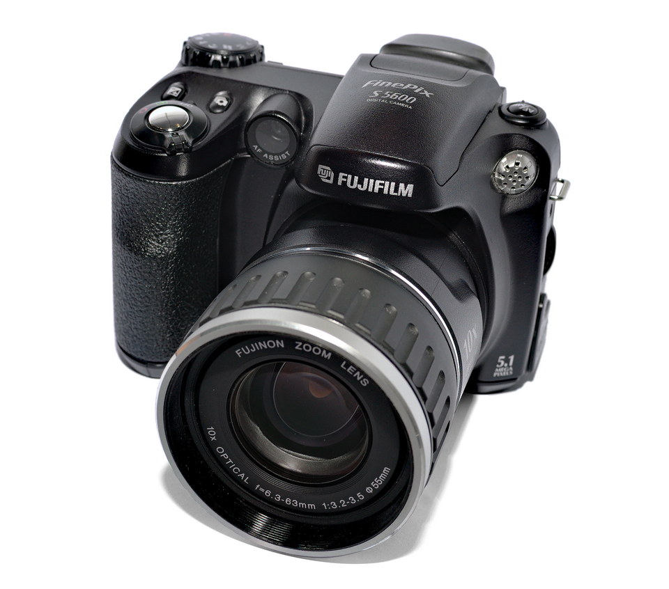 Fujifilm FinePix S5600, representative image