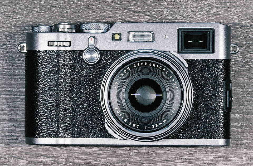 Fujifilm X100F, representative image