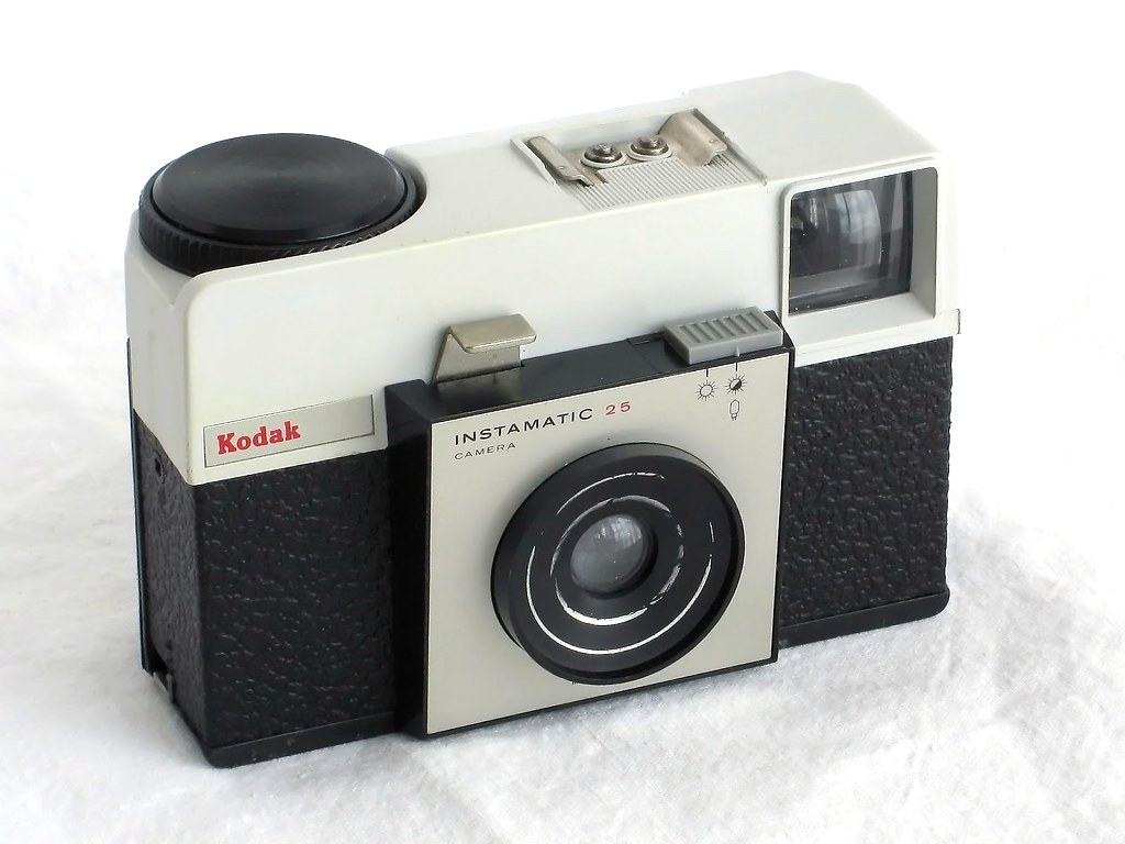 Kodak Instamatic 25, representative image