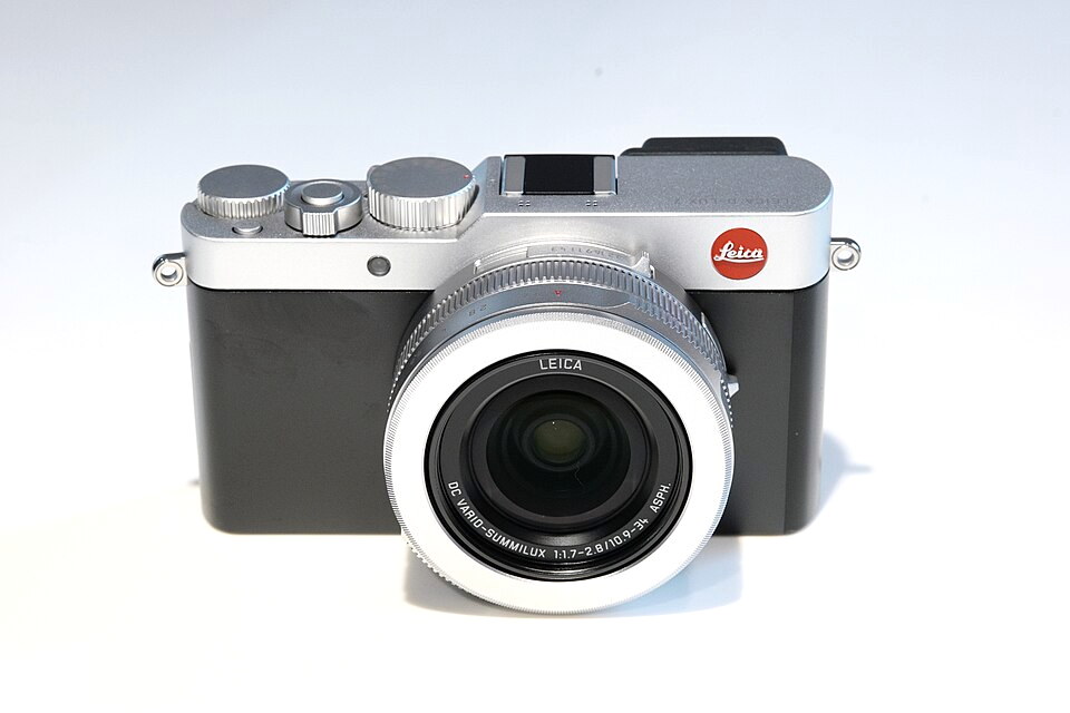 Leica D-Lux 7, representative image