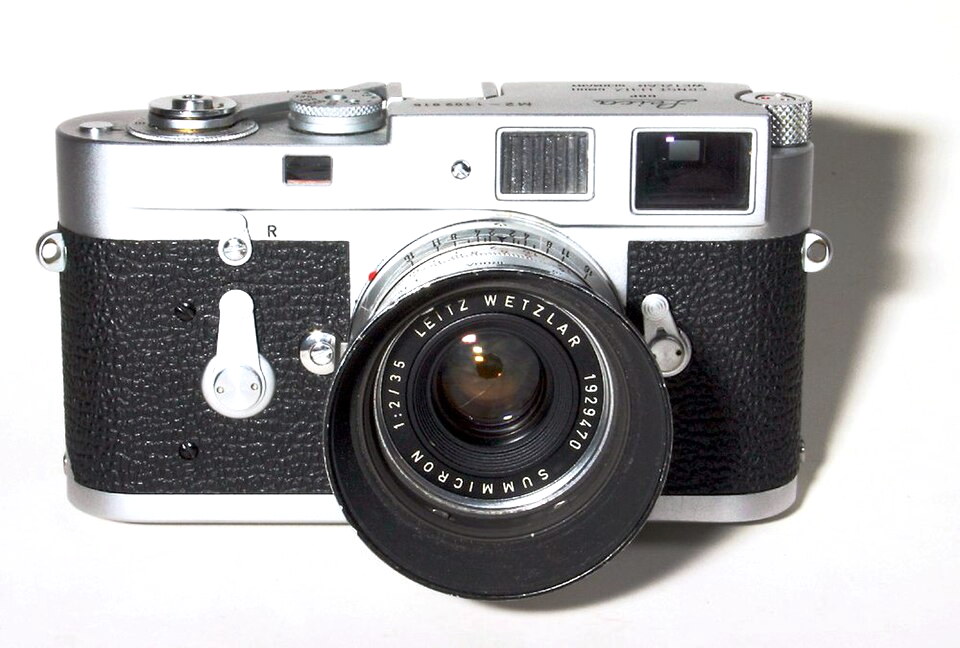 Leica M2, representative image
