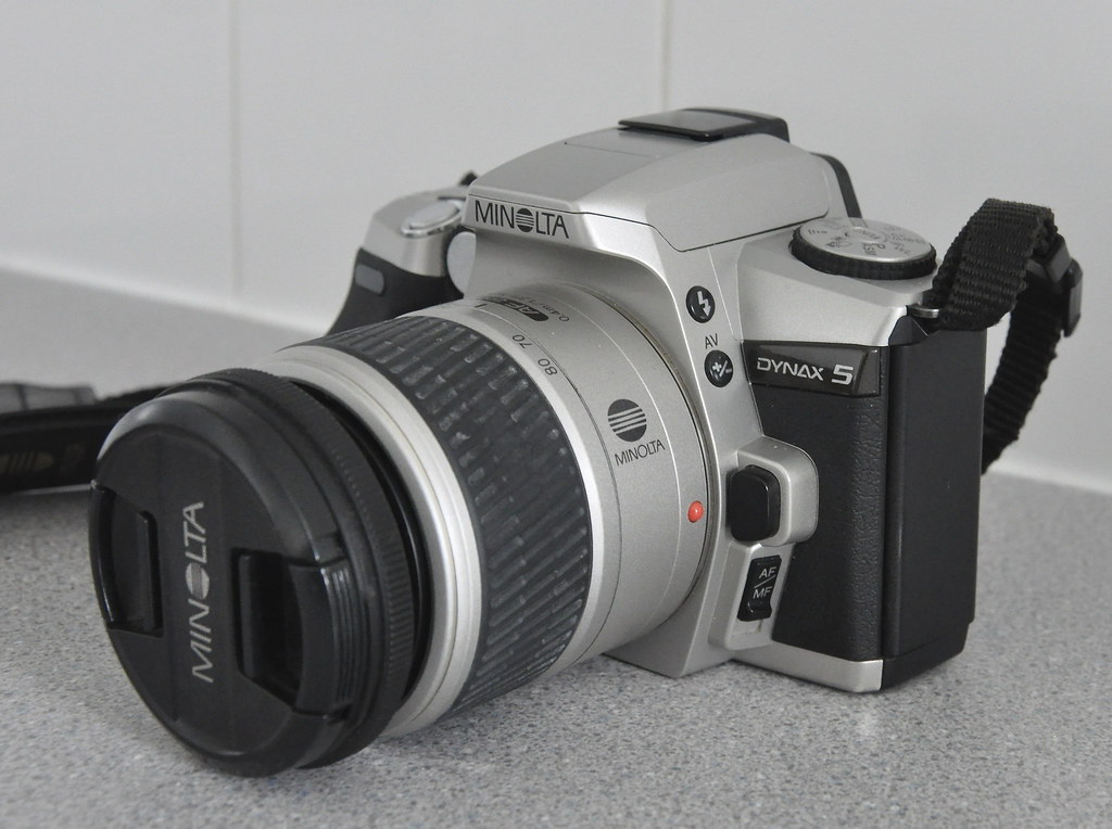 Minolta Dynax 5, representative image
