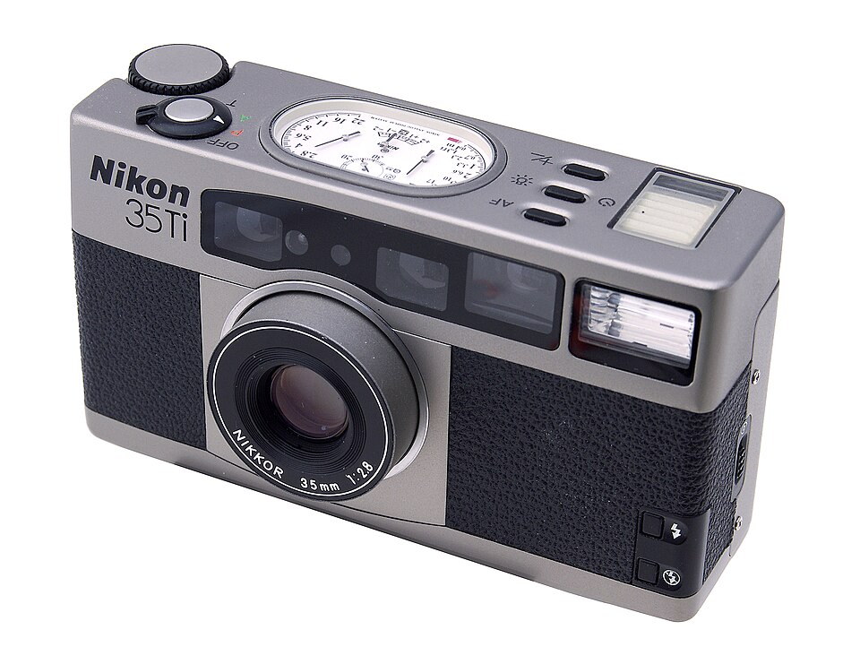 Nikon 35Ti, representative image