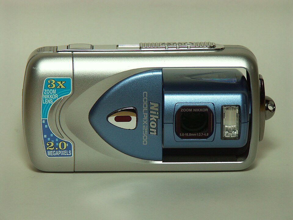 Nikon Coolpix 2500, representative image