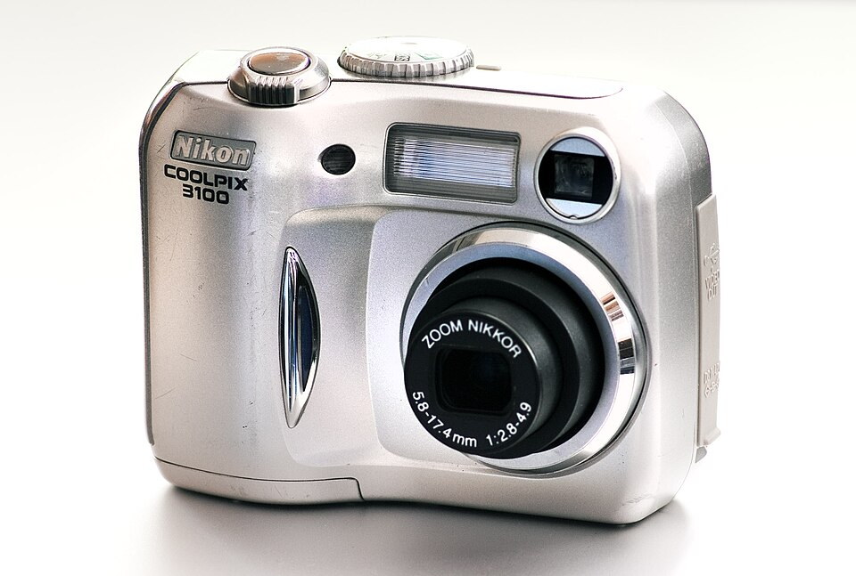 Nikon Coolpix 3100, representative image