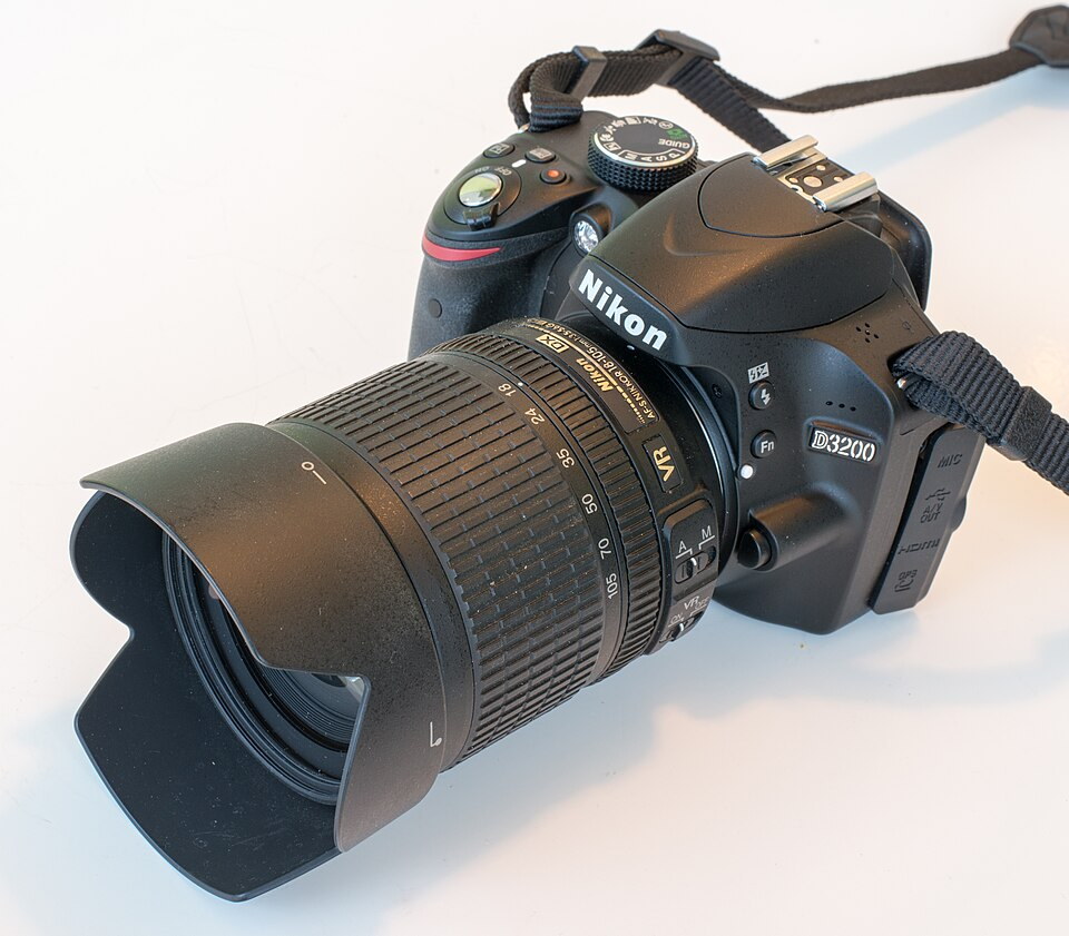 Nikon D3200, representative image