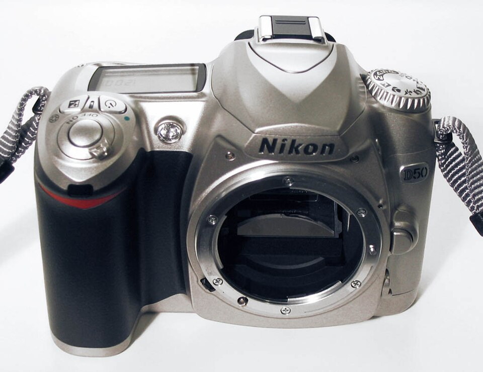 Nikon D50, representative image