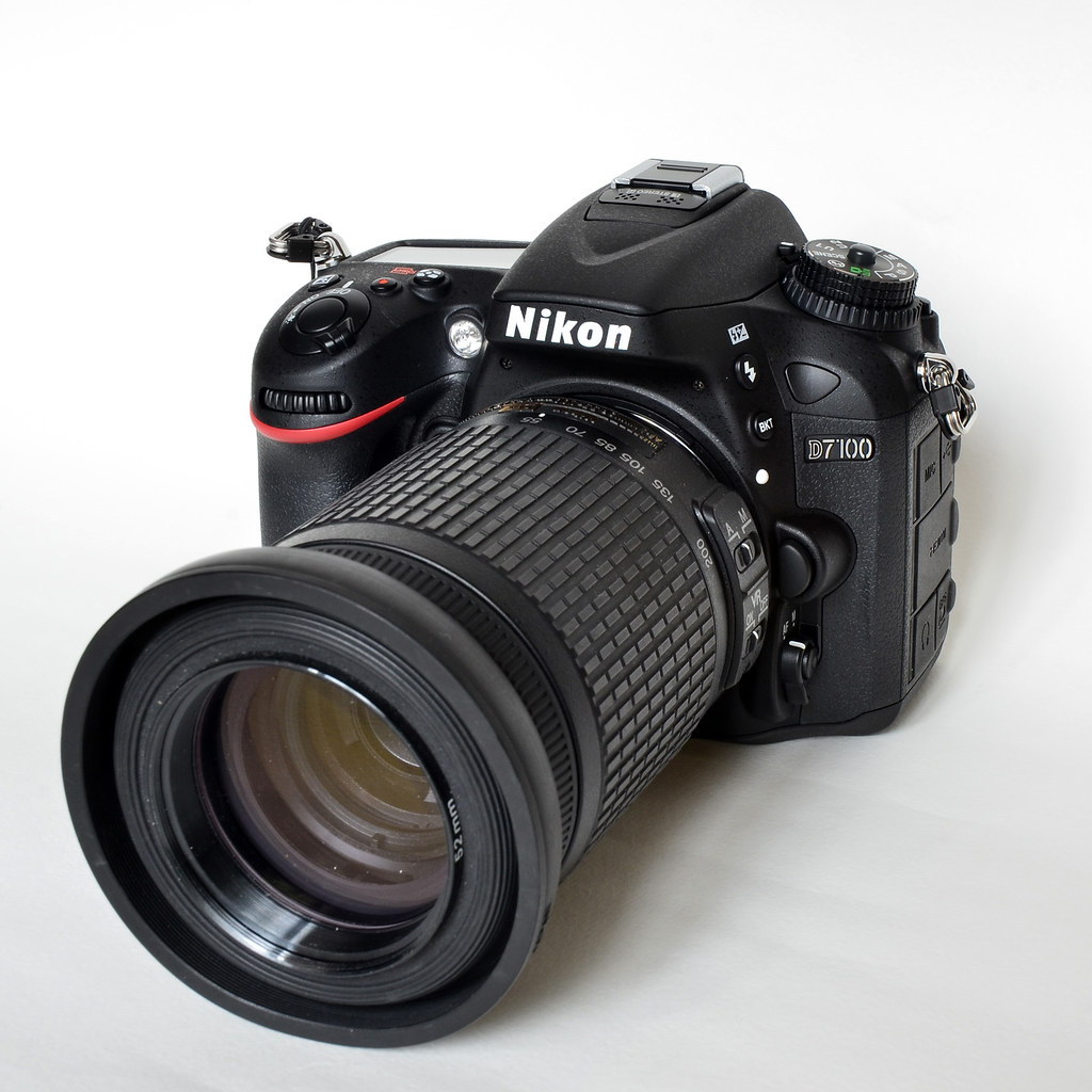 Nikon D7100, representative image