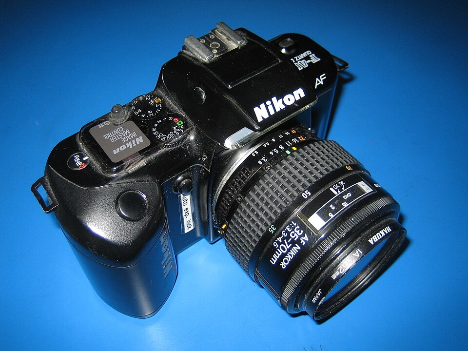 Nikon F-401, representative image