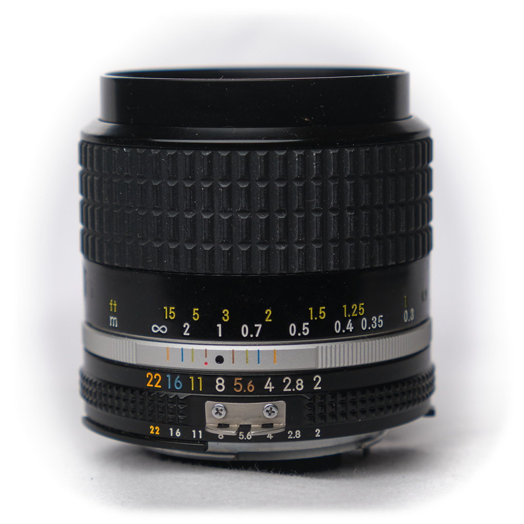 Nikon Nikkor 28mm f/2 Ai-S, representative image