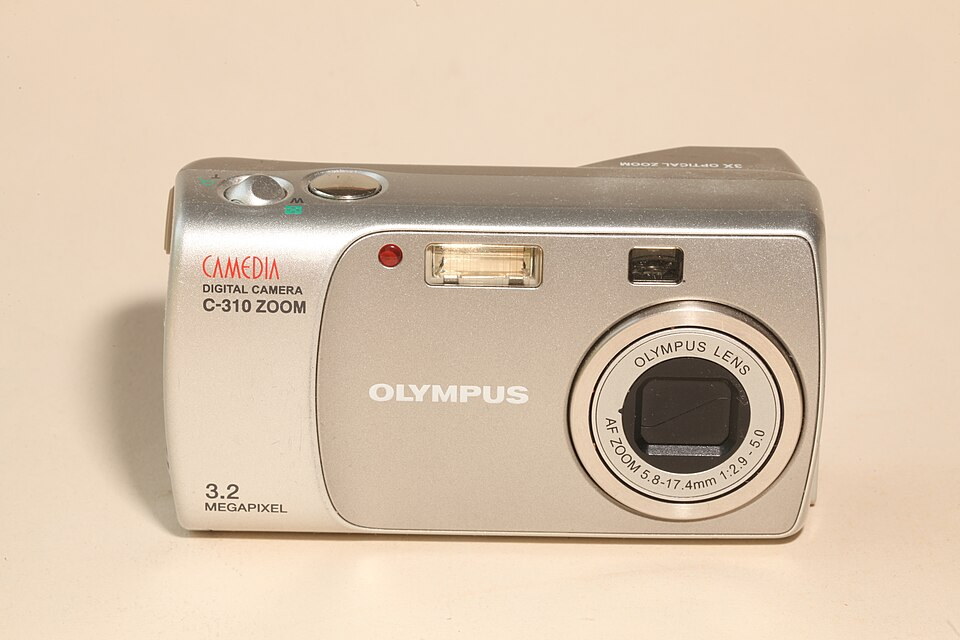 Olympus Camedia C-310 Zoom, representative image