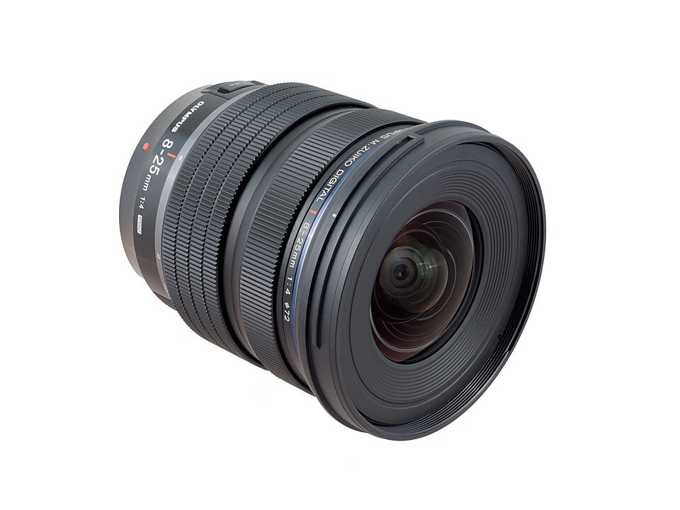 Olympus M.Zuiko Digital ED 8-25mm f/4 PRO, representative image