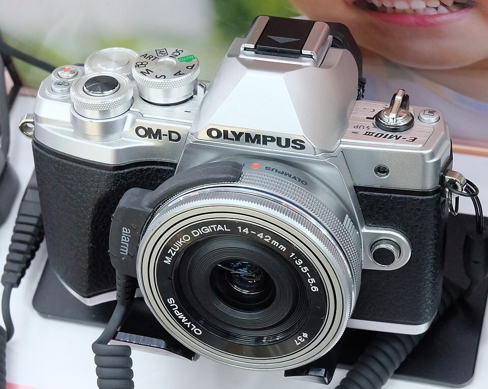 Olympus OM-D E-M10 Mark III, representative image