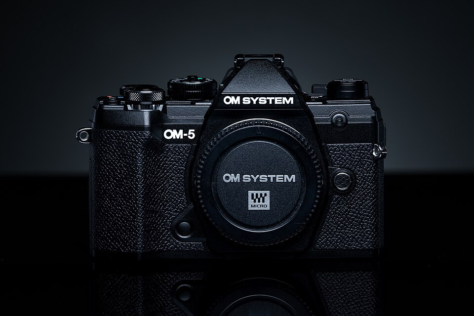 OM System OM-5