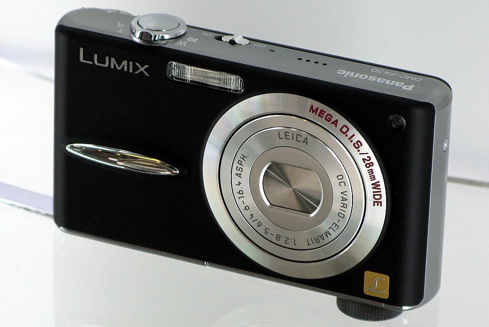 Panasonic Lumix DMC-FX30, representative image
