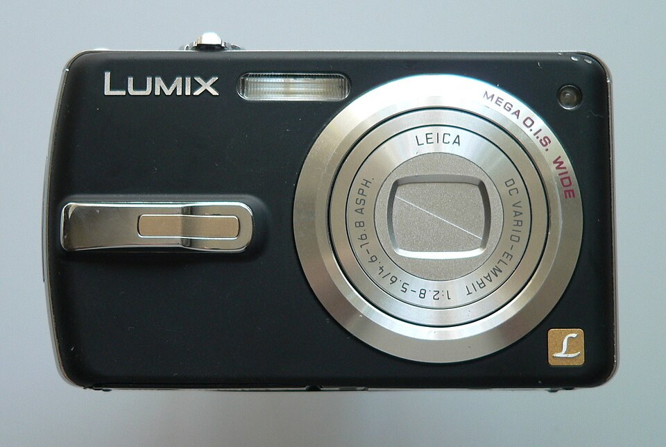 Panasonic Lumix DMC-FX50, representative image