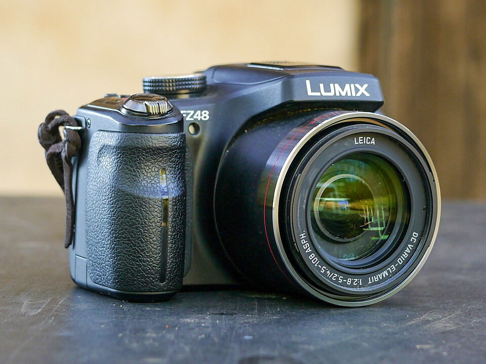 Panasonic Lumix DMC-FZ48, representative image