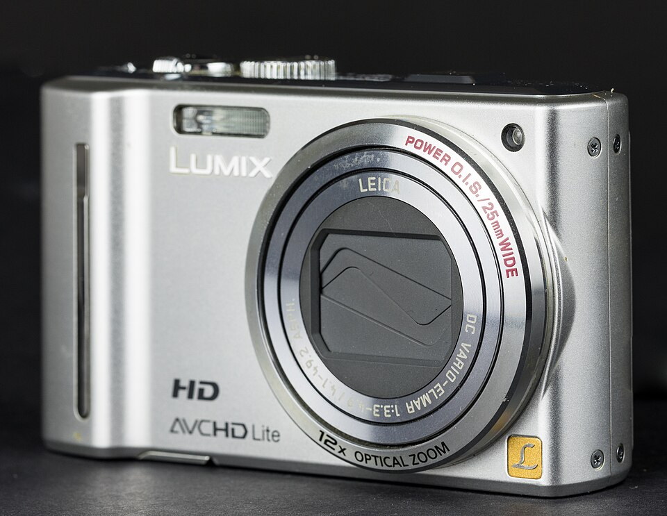 Panasonic Lumix DMC-TZ10, representative image