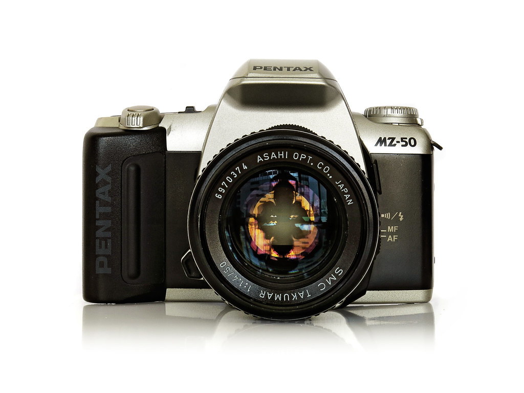 Pentax MZ-50, representative image