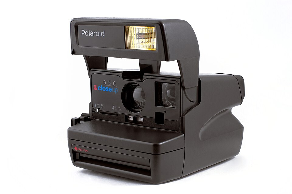 Polaroid 636 Close Up, representative image