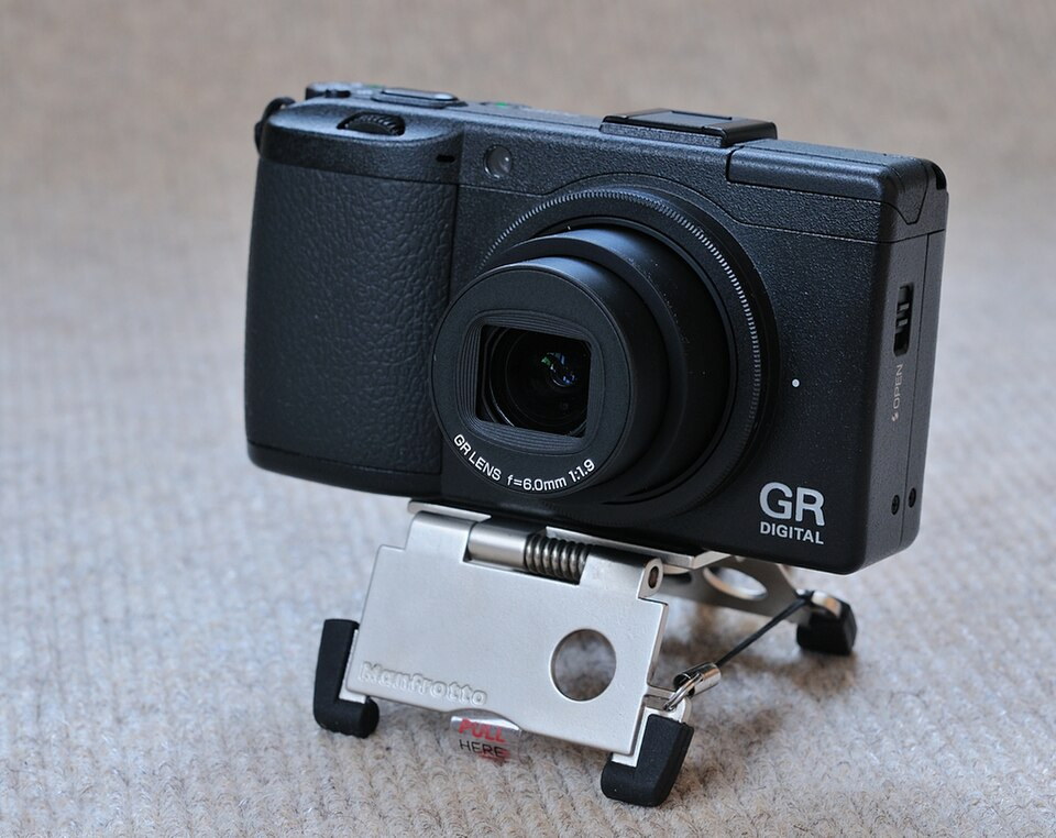 Ricoh GR Digital III, representative image
