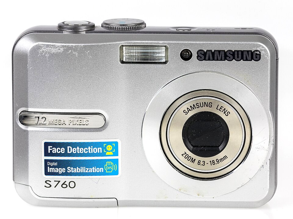 Samsung S760, representative image