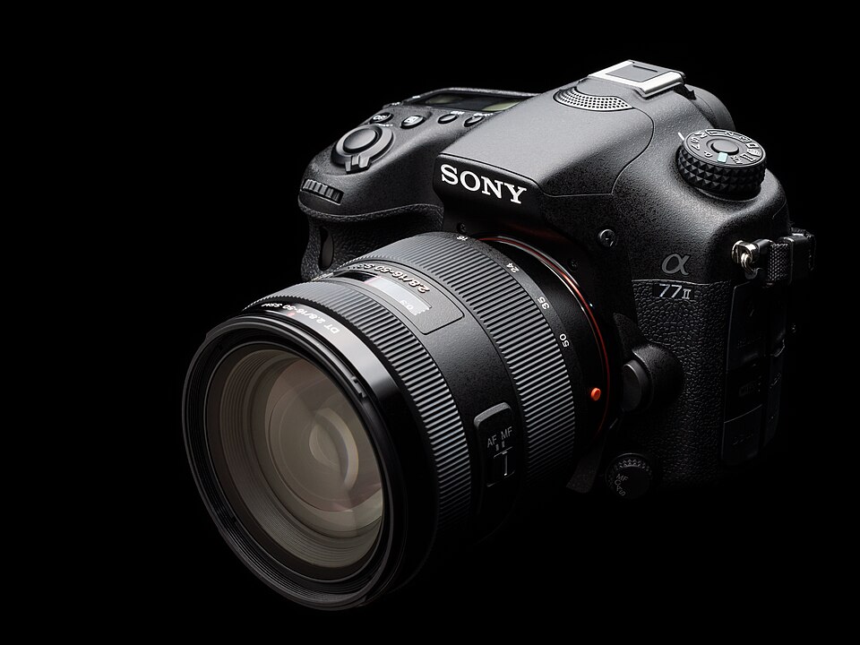 Sony A77 II, representative image