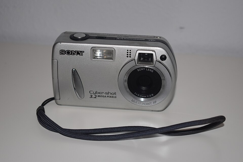 Sony Cyber-shot DSC-P32, representative image