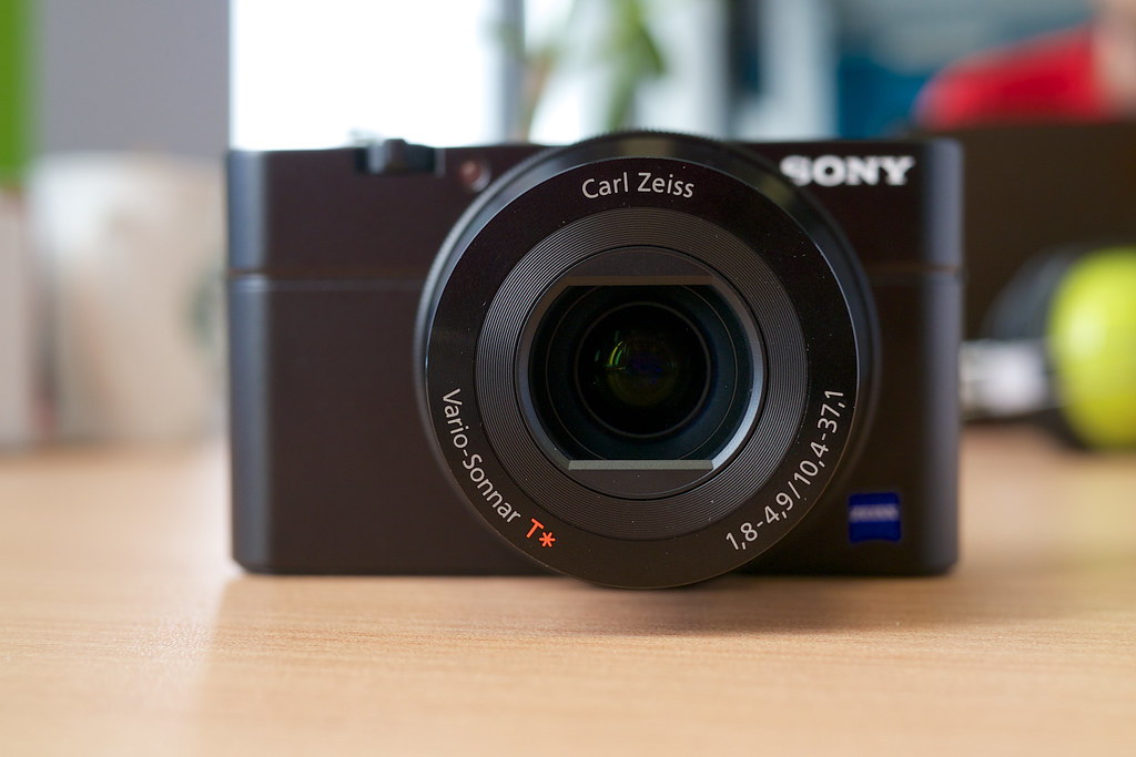 Sony RX100, representative image