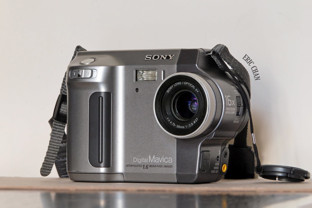 Sony Mavica MVC-FD90, representative image