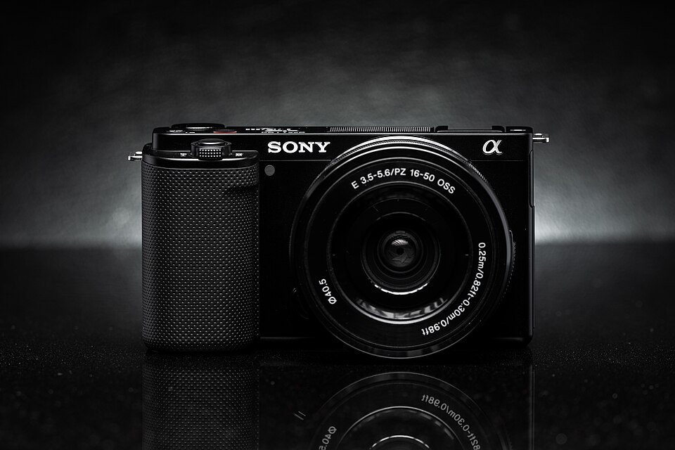 Sony ZV-E10, representative image
