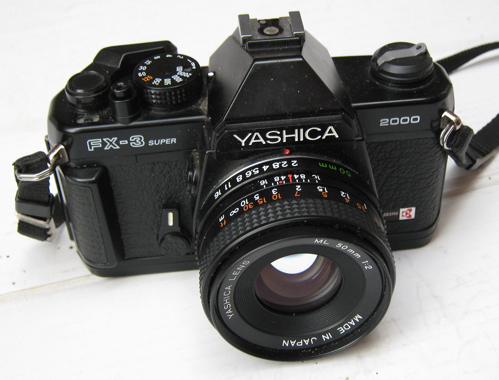 Yashica FX-3 Super 2000, representative image